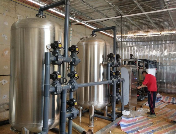 工厂每小时20吨井水超滤净水设备