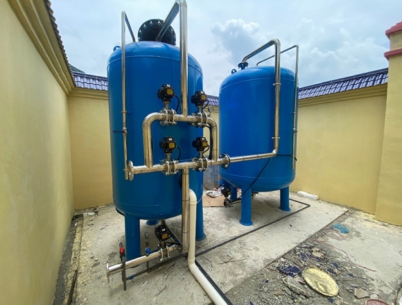 贵港市翚村20吨压力式一体化净水设备